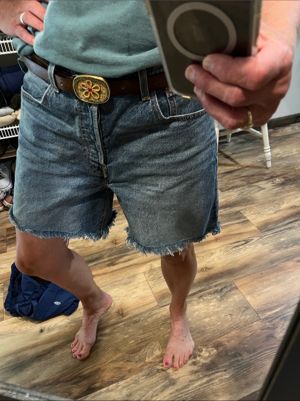Levi's 501 Mid Thigh Denim Shorts in Medium Blue